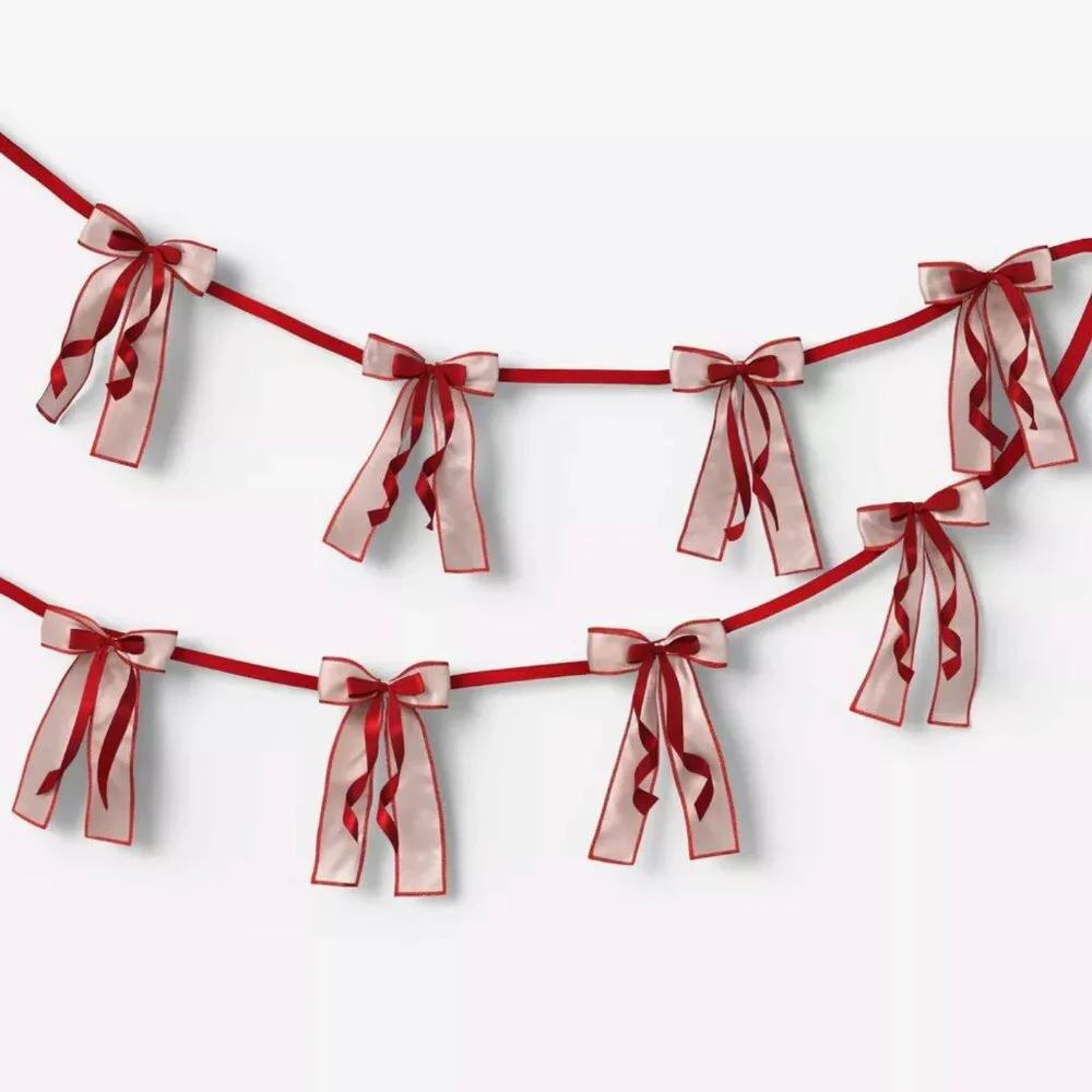 TARGET THRESHOLD VALENTINE'S DAY BOW GARLAND 1CT